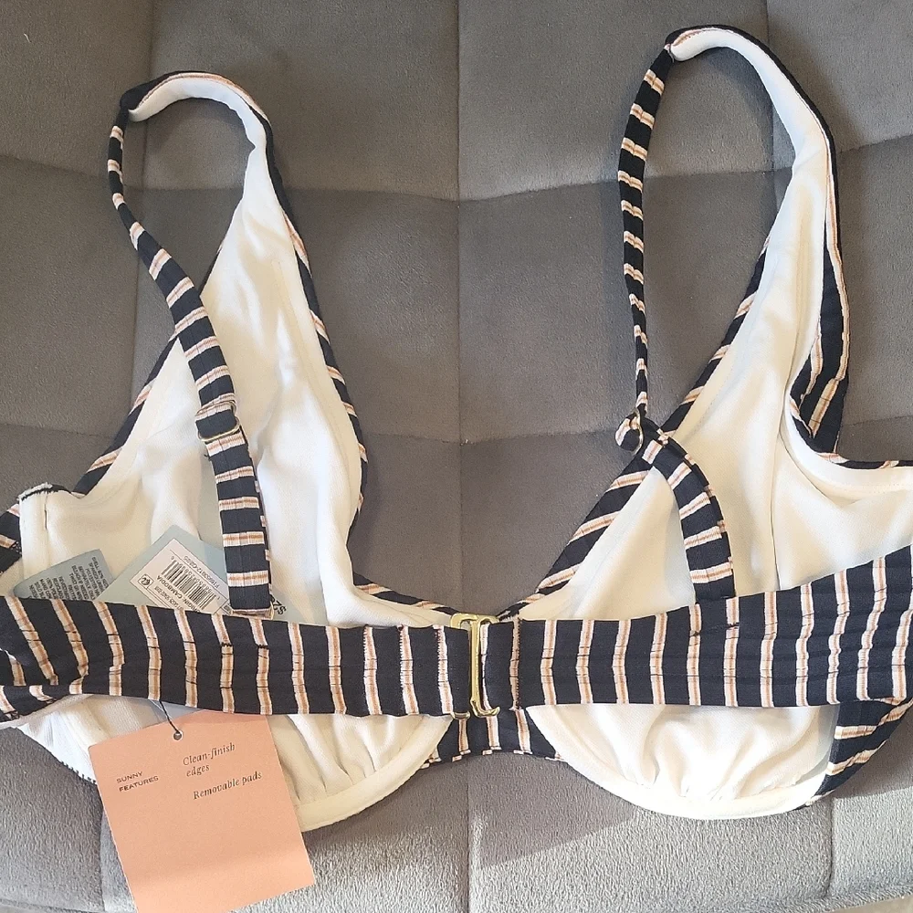 Shade & Shore Black and White Striped Underwire Bikini Top